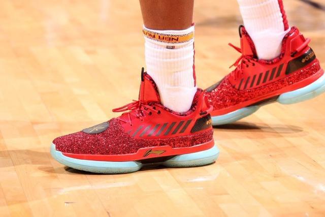 翁达夫终于破荒，欧冠首球为斯图加特解压